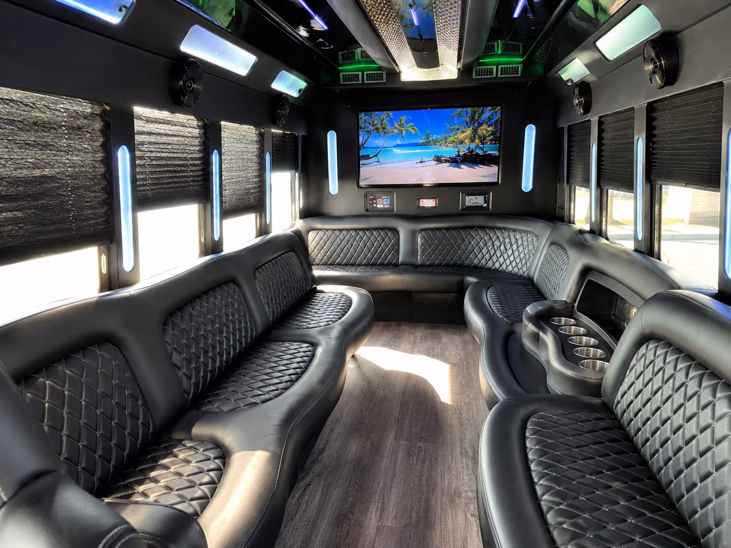 Pembroke Pines Birthday, Sweet 16, & Quinceañera Party Bus Rentals