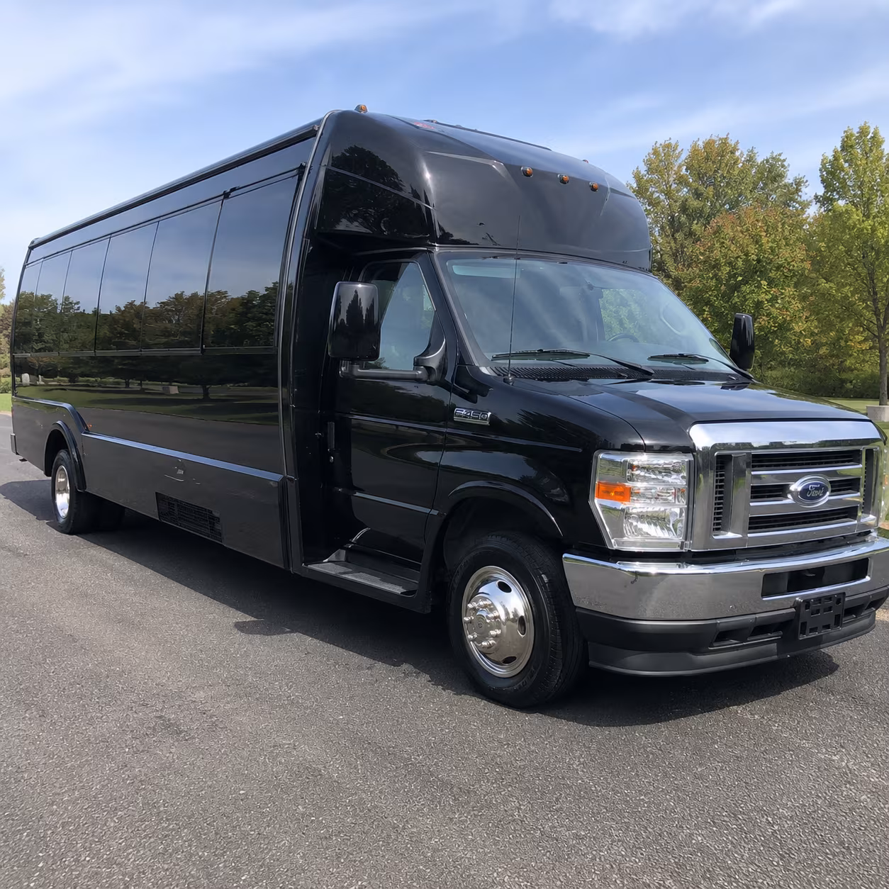 Tamarac Winery Tour & Pub Crawl Transportation